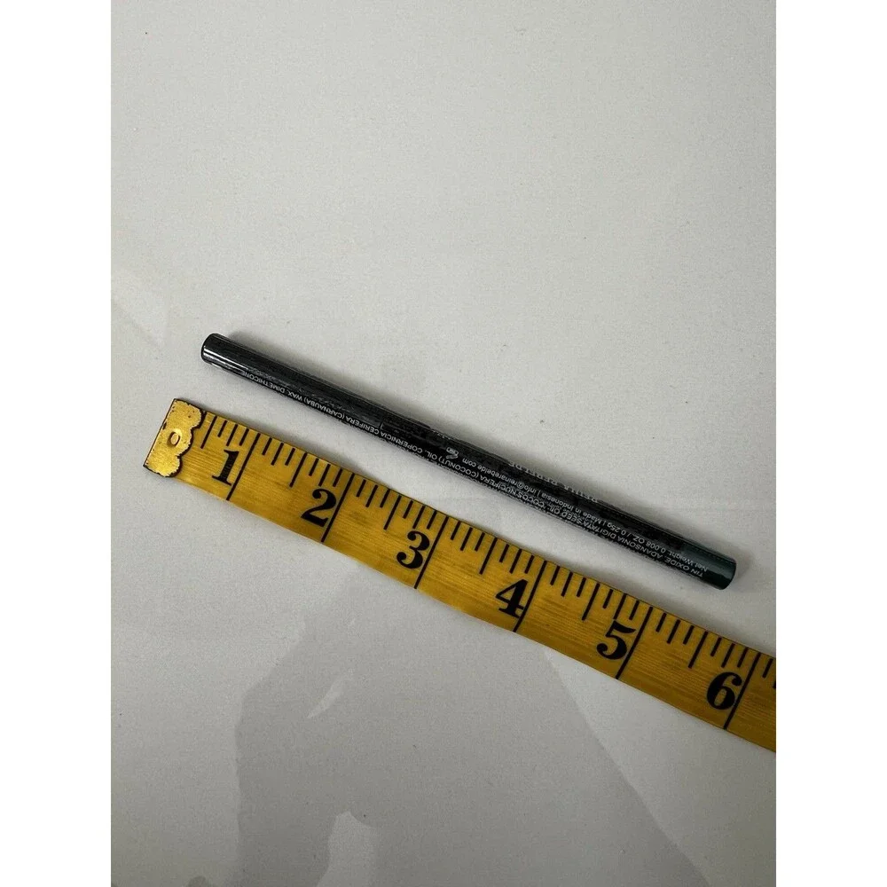 Reina Rebelde Rebel Eye Definer Long Wear Gel Liner Green Salvaje Full Size